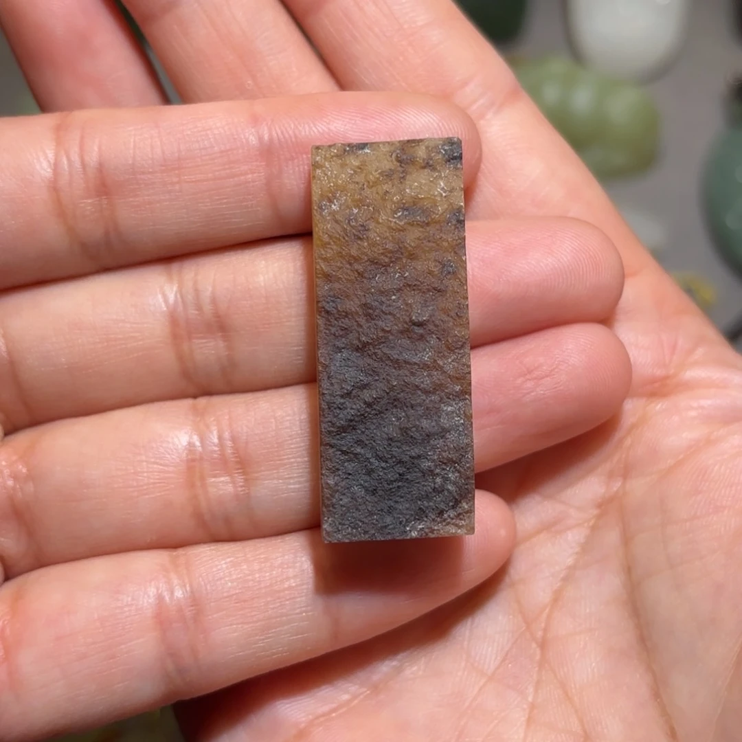 登***儿和田玉未镶嵌颈饰