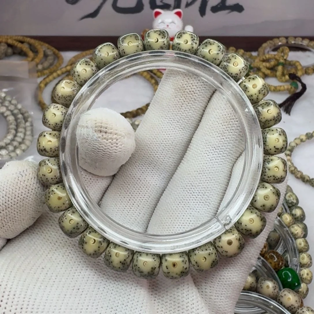 手串星月菩提9×8同枝眼睛  790