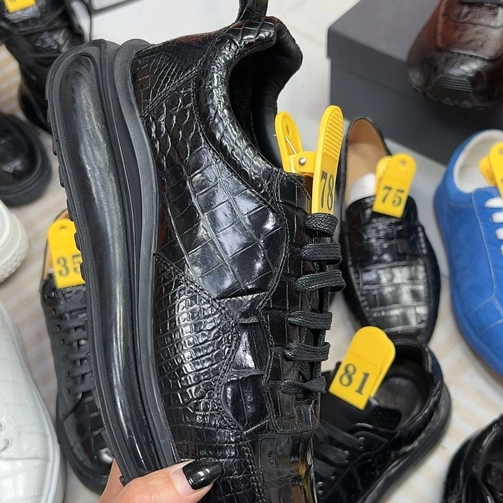 鳄鱼皮（革）鳄鱼皮加绒运动鞋39码