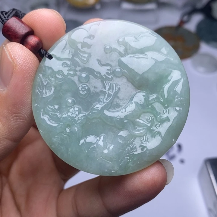 翡翠未镶嵌颈饰翡翠