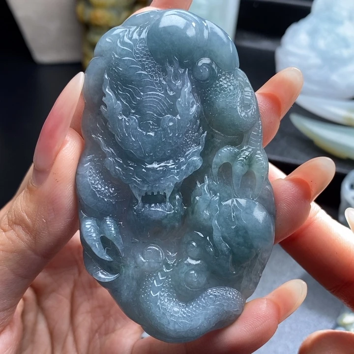 定制翡翠未镶嵌龙牌