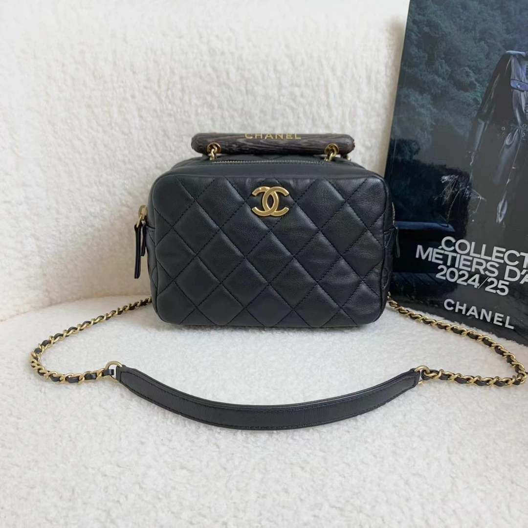 99新 Chanel/香奈儿 壹臻/23A黑金木质手柄相机包 97328544