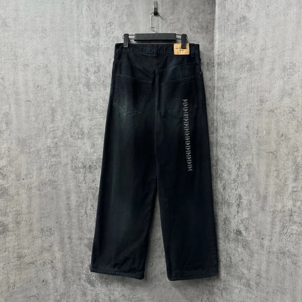 未使用 Balenciaga/巴黎世家 新款编码Logo水洗牛仔裤/WK261/Xs码