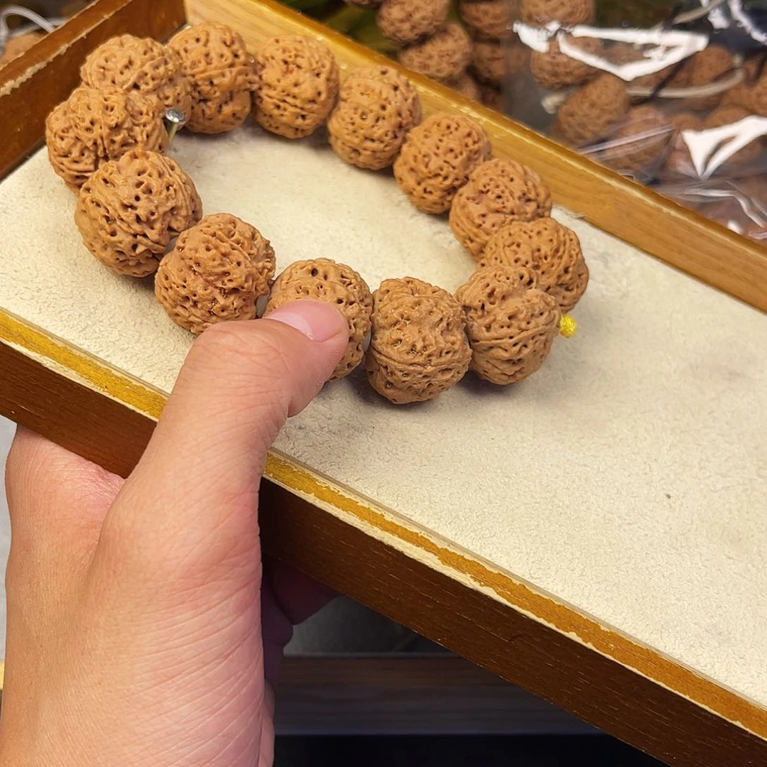 清***露金刚菩提手串6。