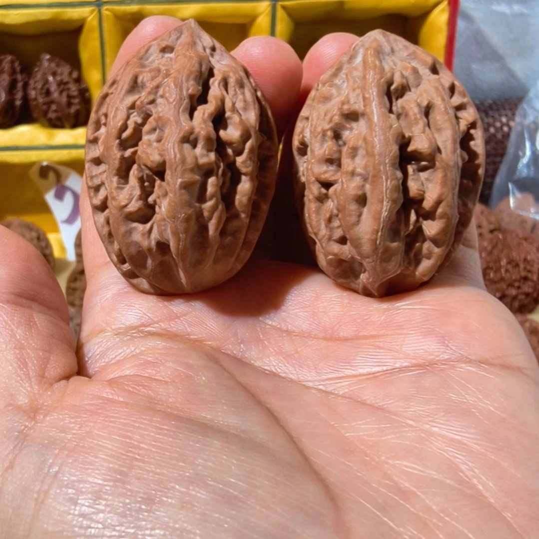 文玩核桃吊坠东北野生粗筋大秋子