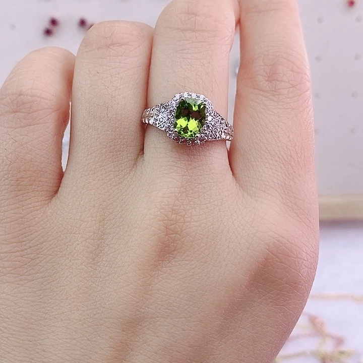 橄榄石戒指银S925镶嵌