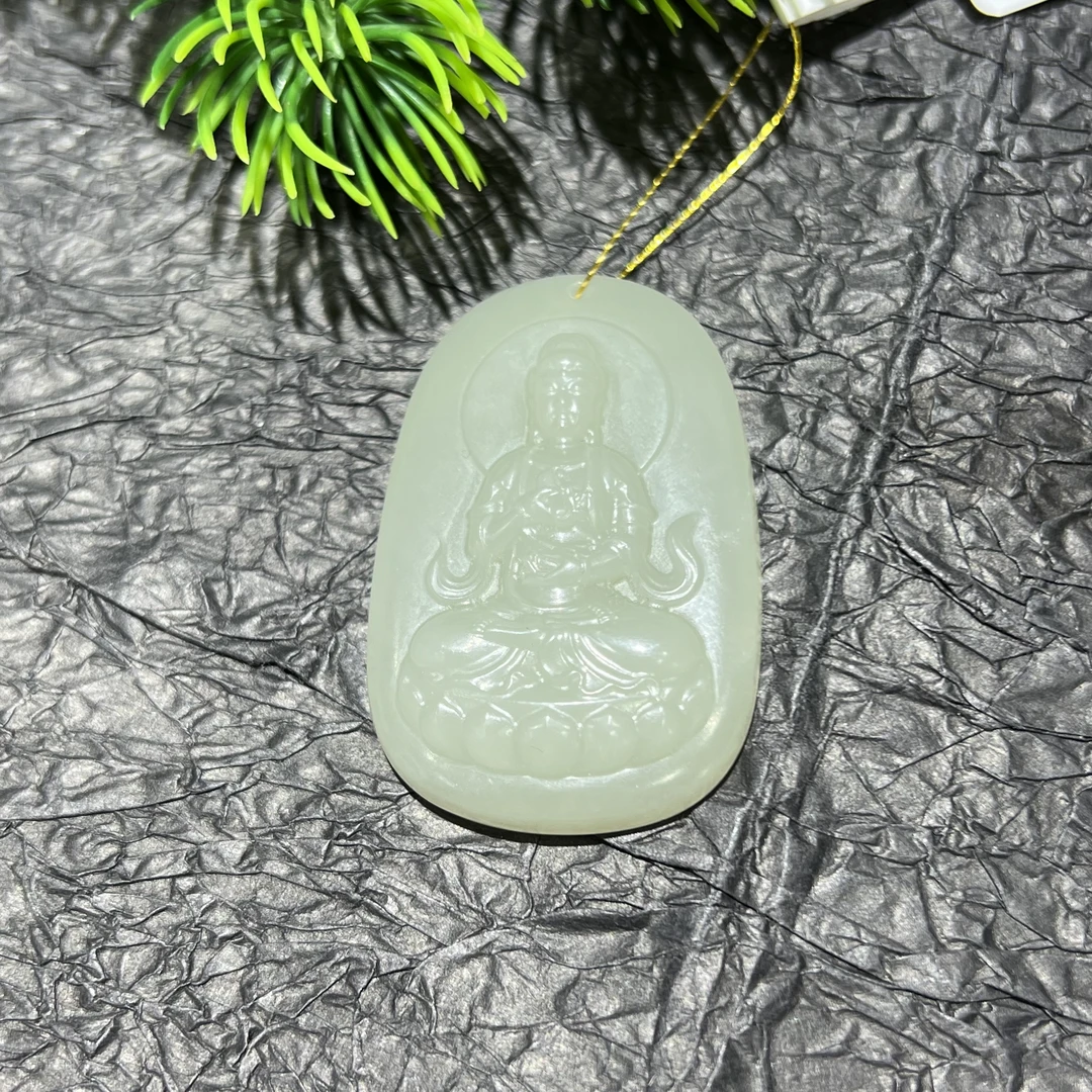 新疆且末料青白玉观音46*30  2501046S