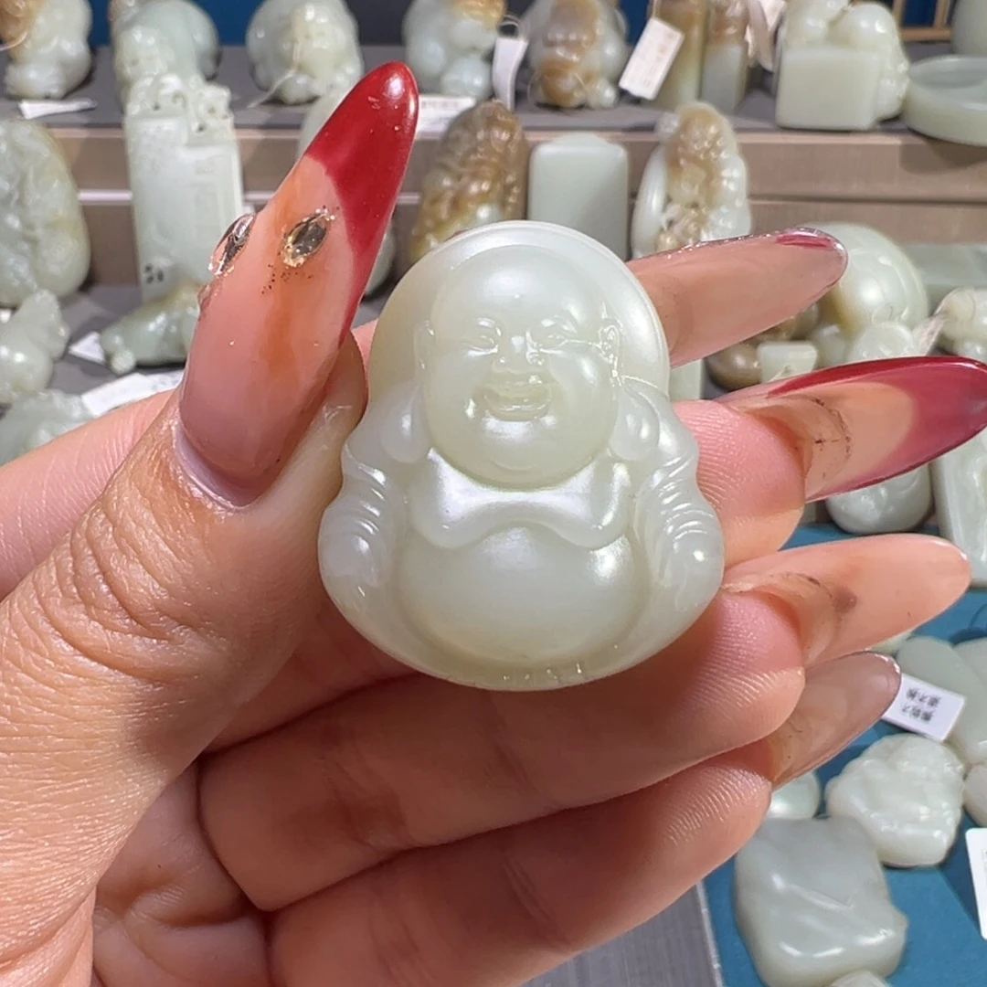 和田玉（糖玉）未镶嵌颈饰