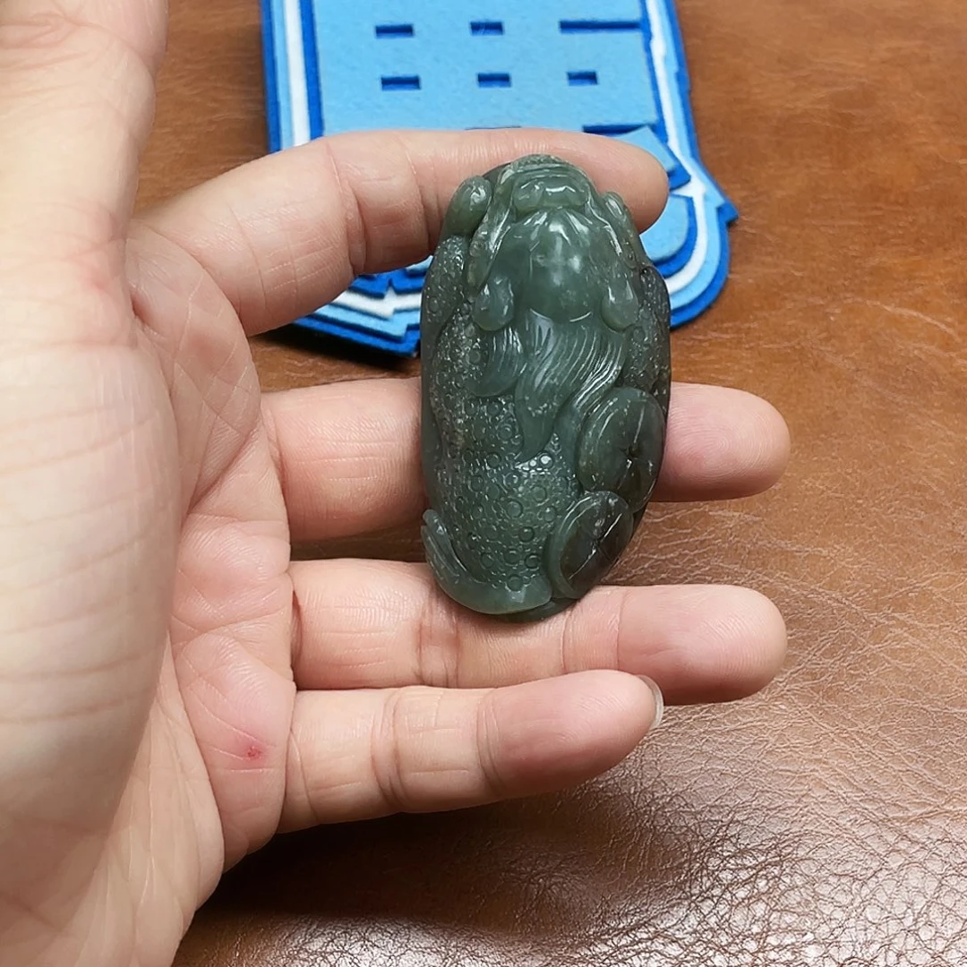 未镶嵌和田玉车挂