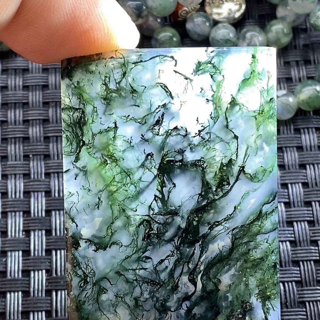 未镶嵌颈饰玛瑙/玉髓?****陈
