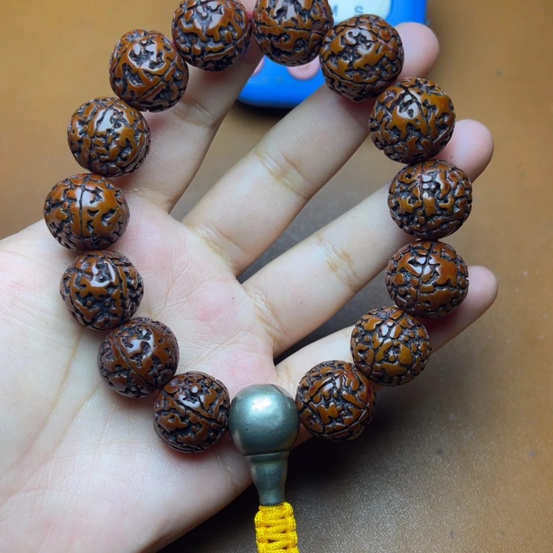 凤***姐玻璃颈饰啦啦啦啦啦啦啦