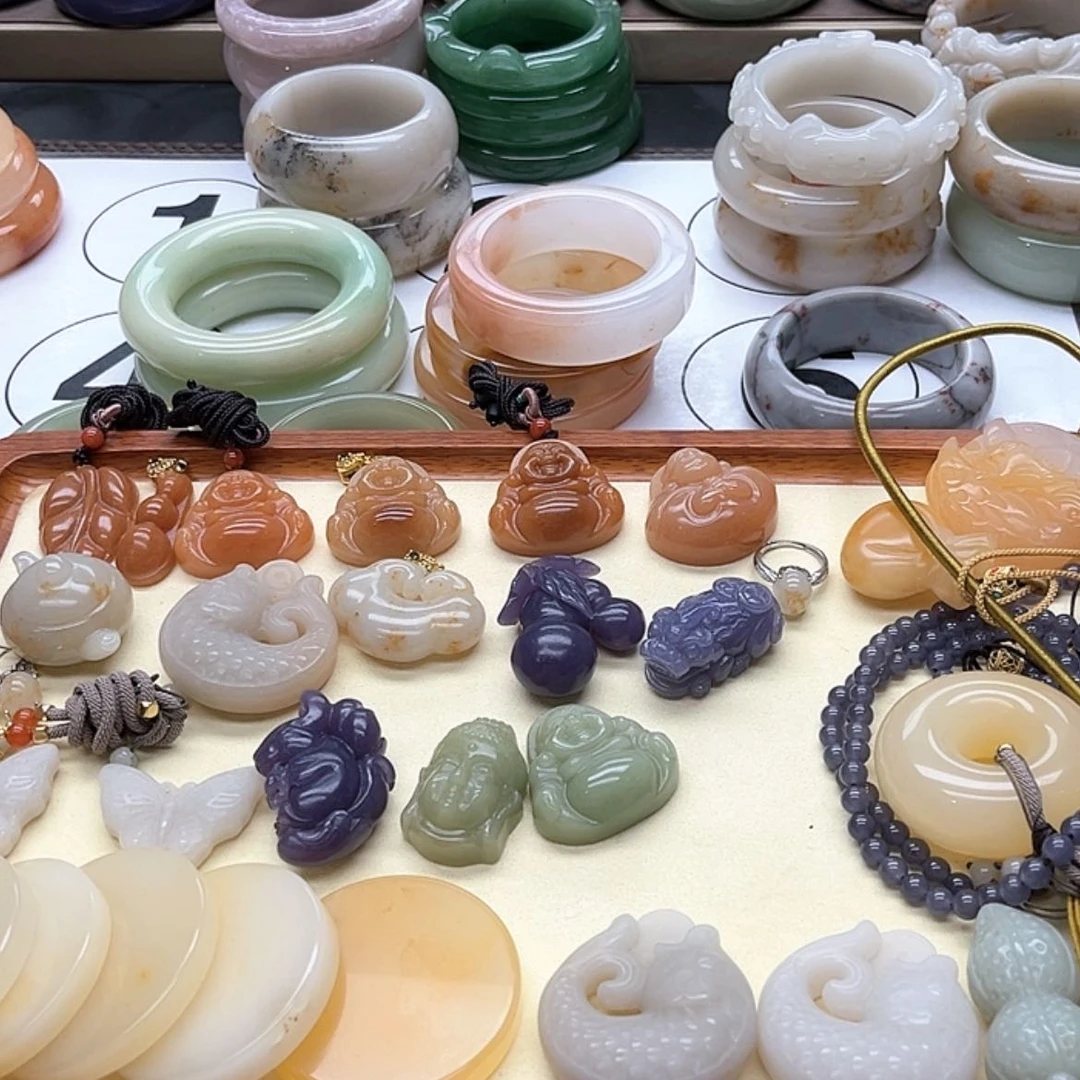 【闪购商品】未镶嵌手镯石英质玉放漏清货