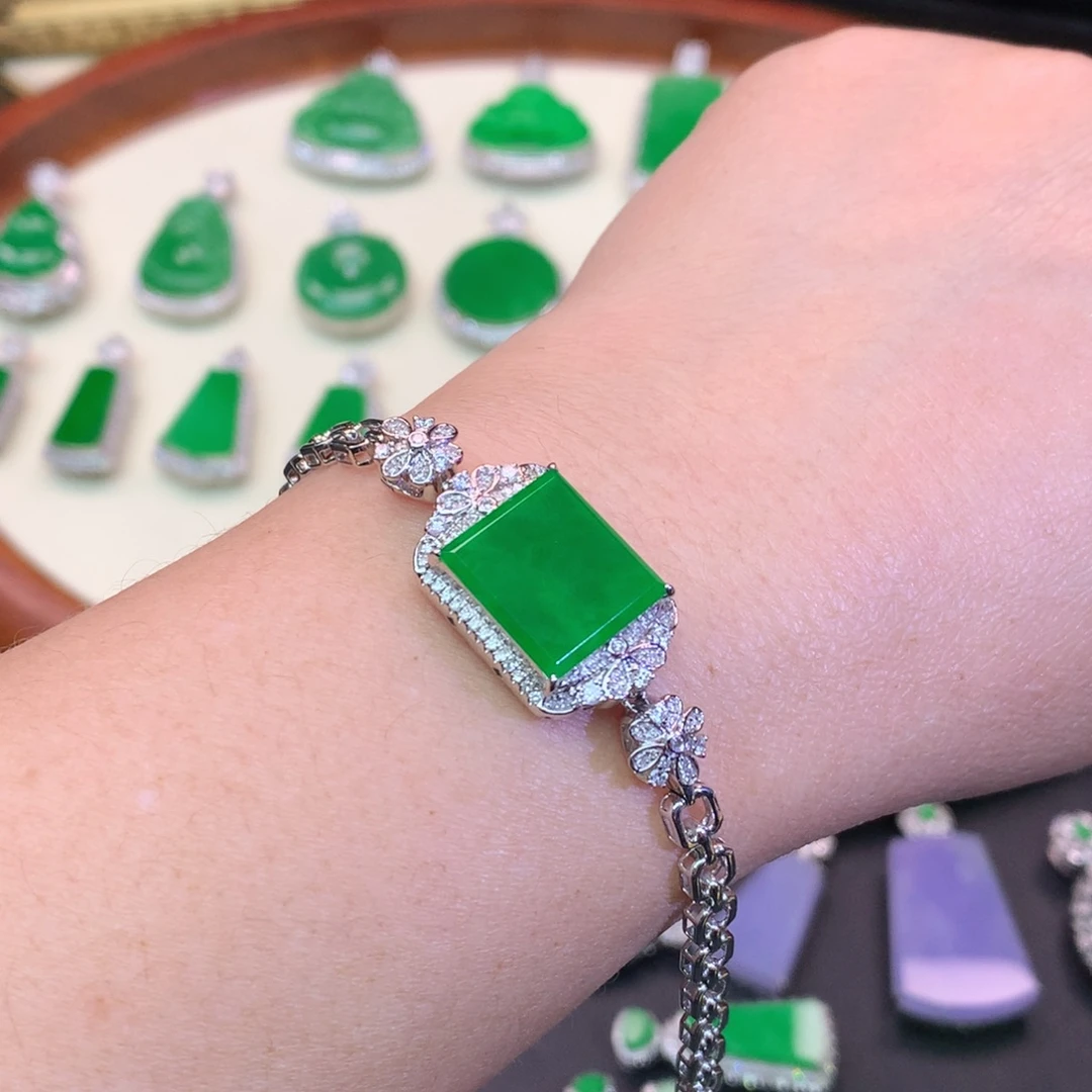 翡翠18K金镶嵌吊坠(不含链)吊坠手链两用款