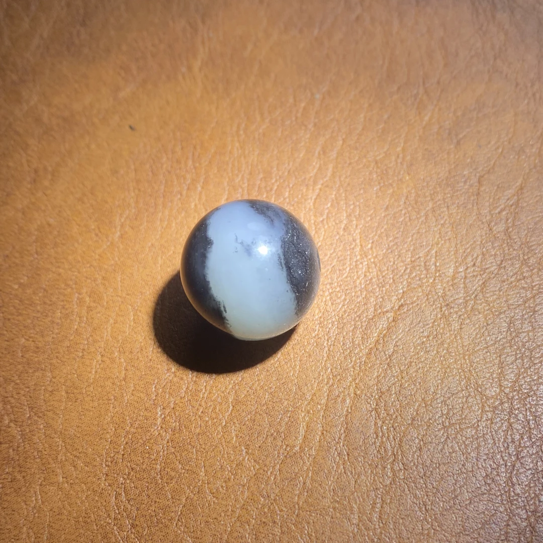 新疆和田玉青花黑白分明单珠卡16mm