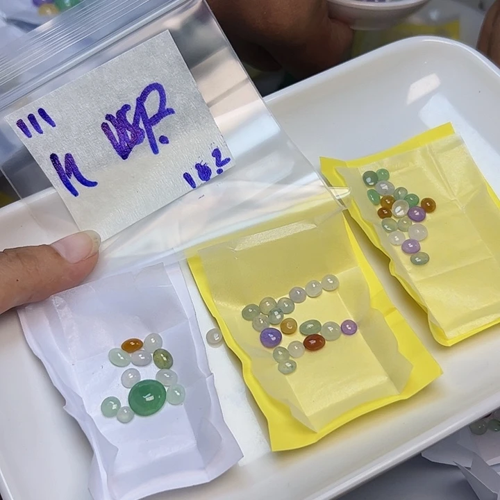 未镶嵌定制翡翠h****h不