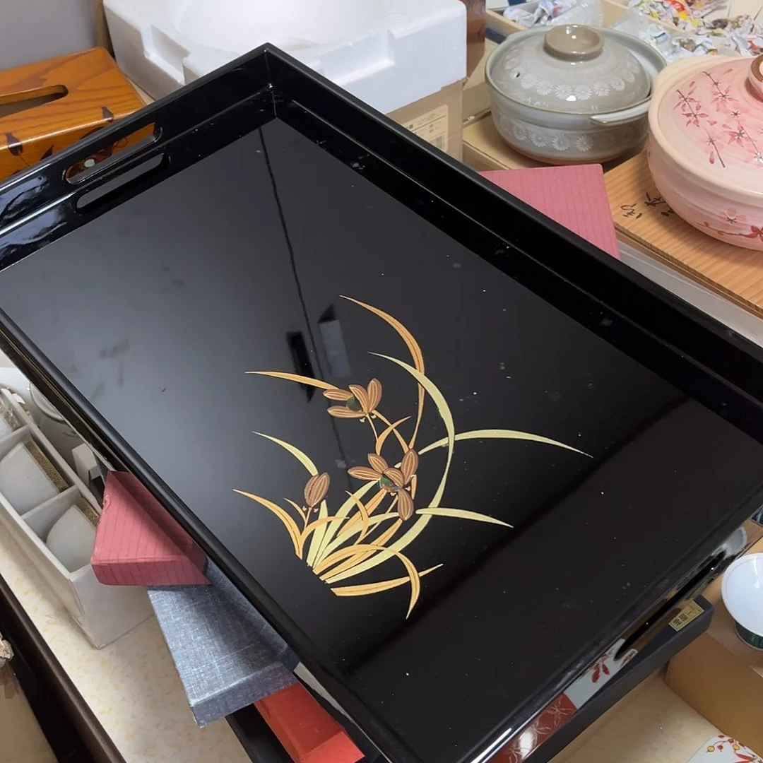 盖碗在家门口看到有条不太