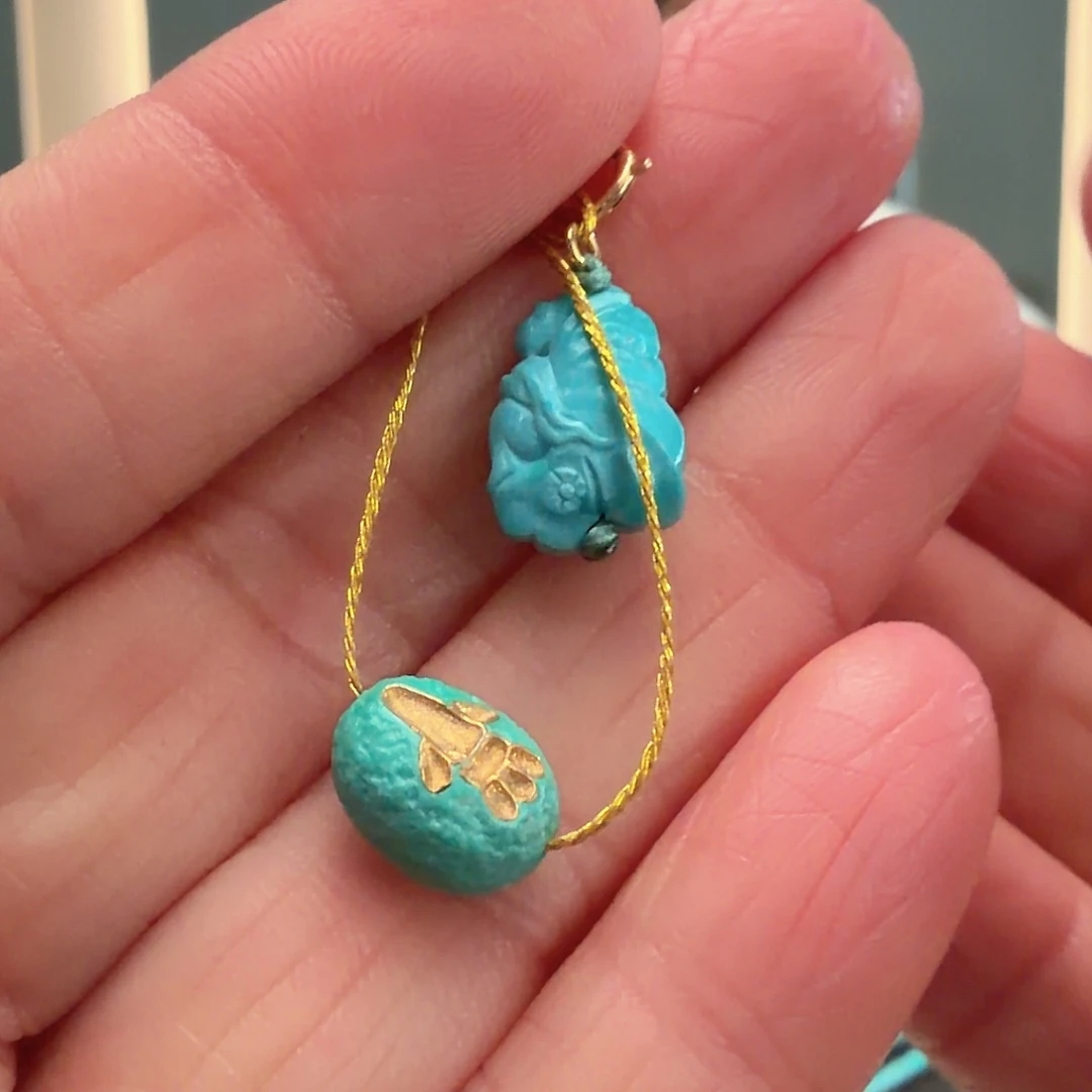 绿松石未镶嵌颈饰