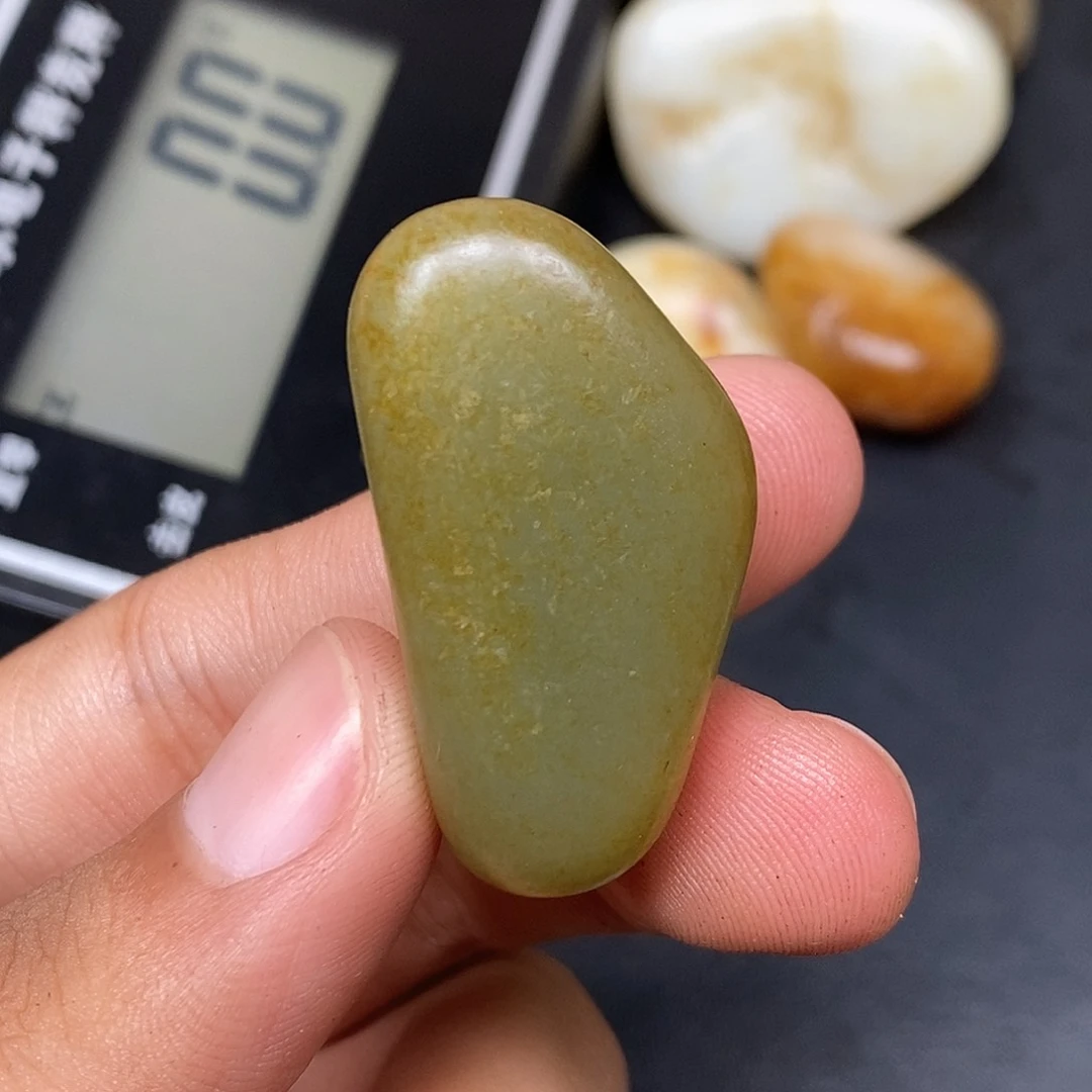 和田玉（糖玉）未镶嵌挂件