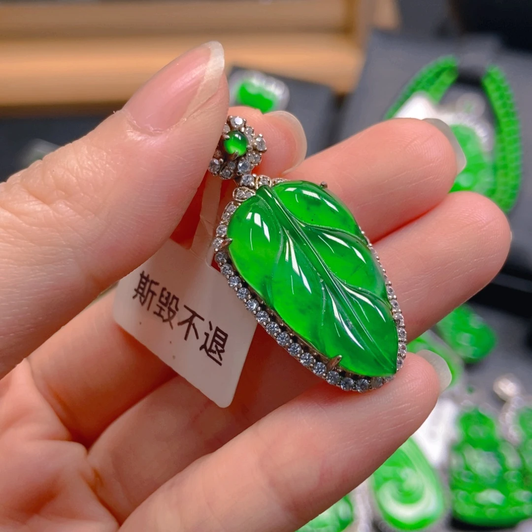 翡翠银S925镶嵌吊坠(不含链)