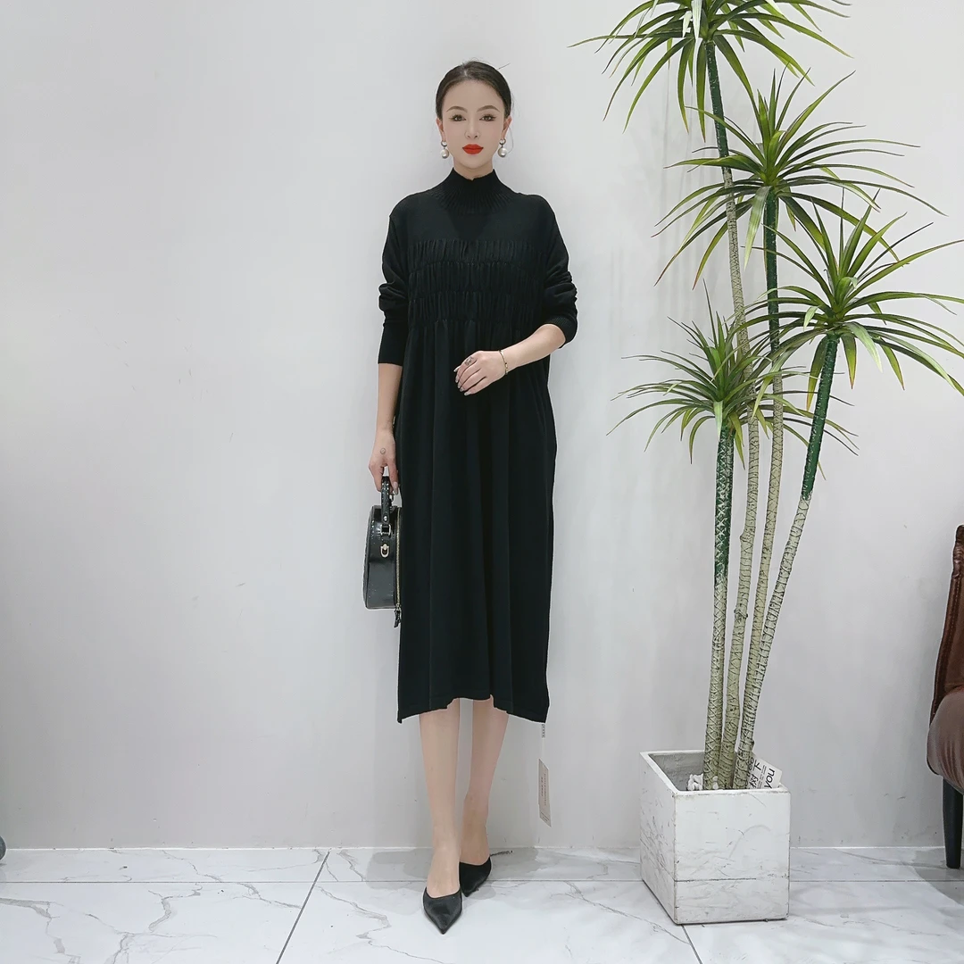 9019黑色提花气质设计师秋冬长款轻奢针织连衣裙