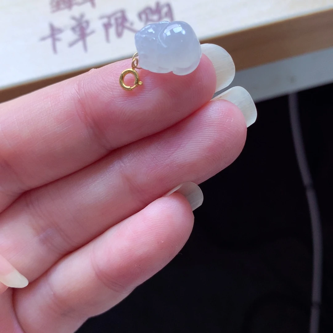 翡翠颈饰18K金镶嵌吊坠