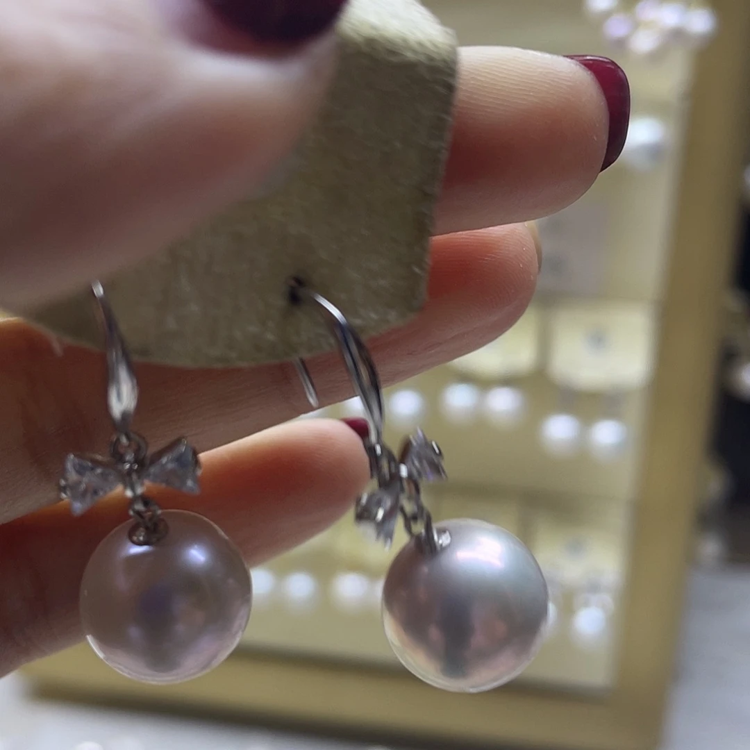 淡水珍珠银S925镶嵌耳饰