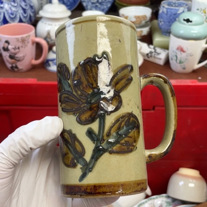 他家瓷器真美….开播了