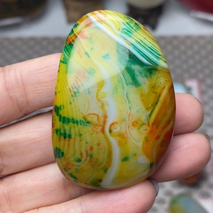 玛瑙/玉髓未镶嵌天然玛瑙玉髓俏皮灵动