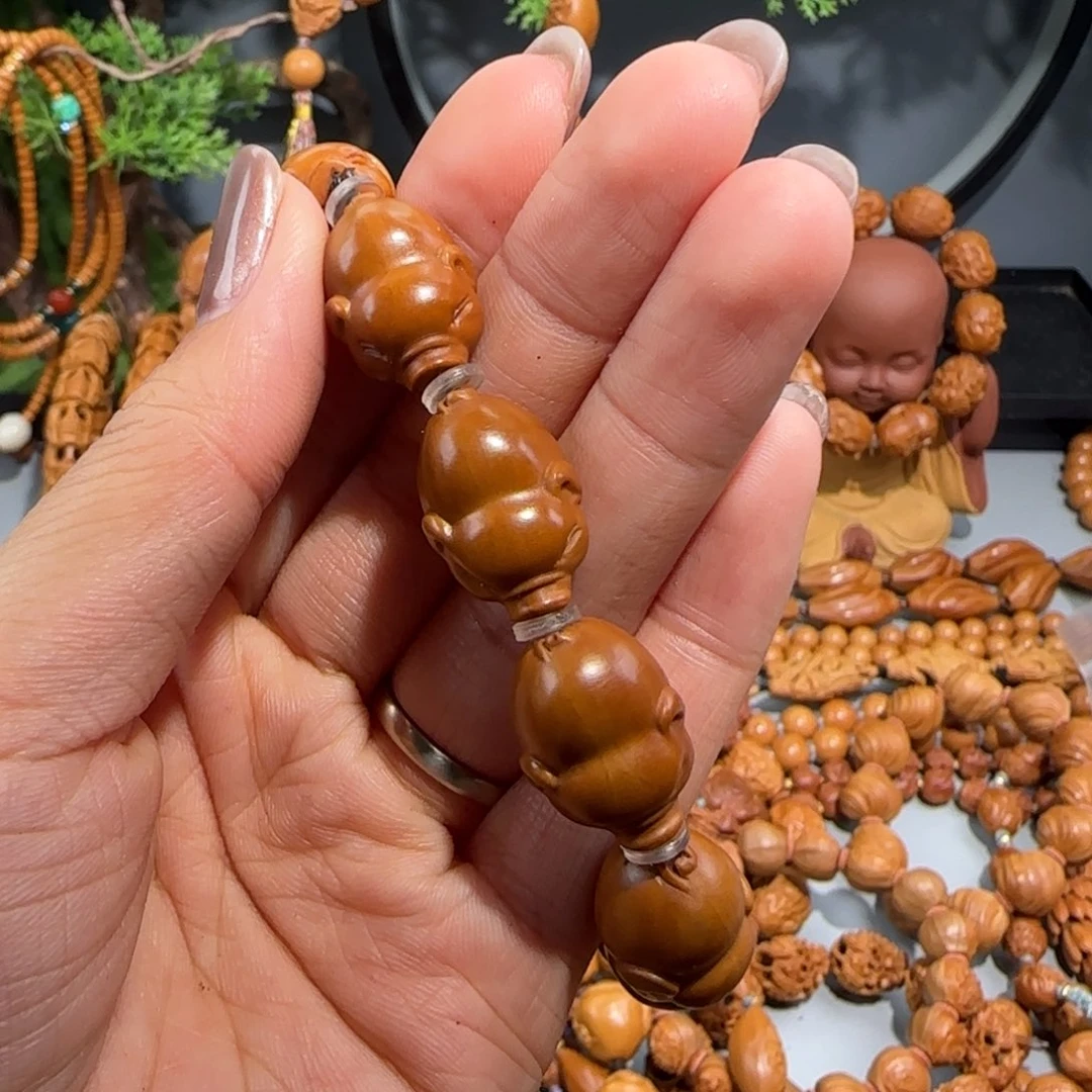 瑾***涵手串/手链橄榄核福利待遇