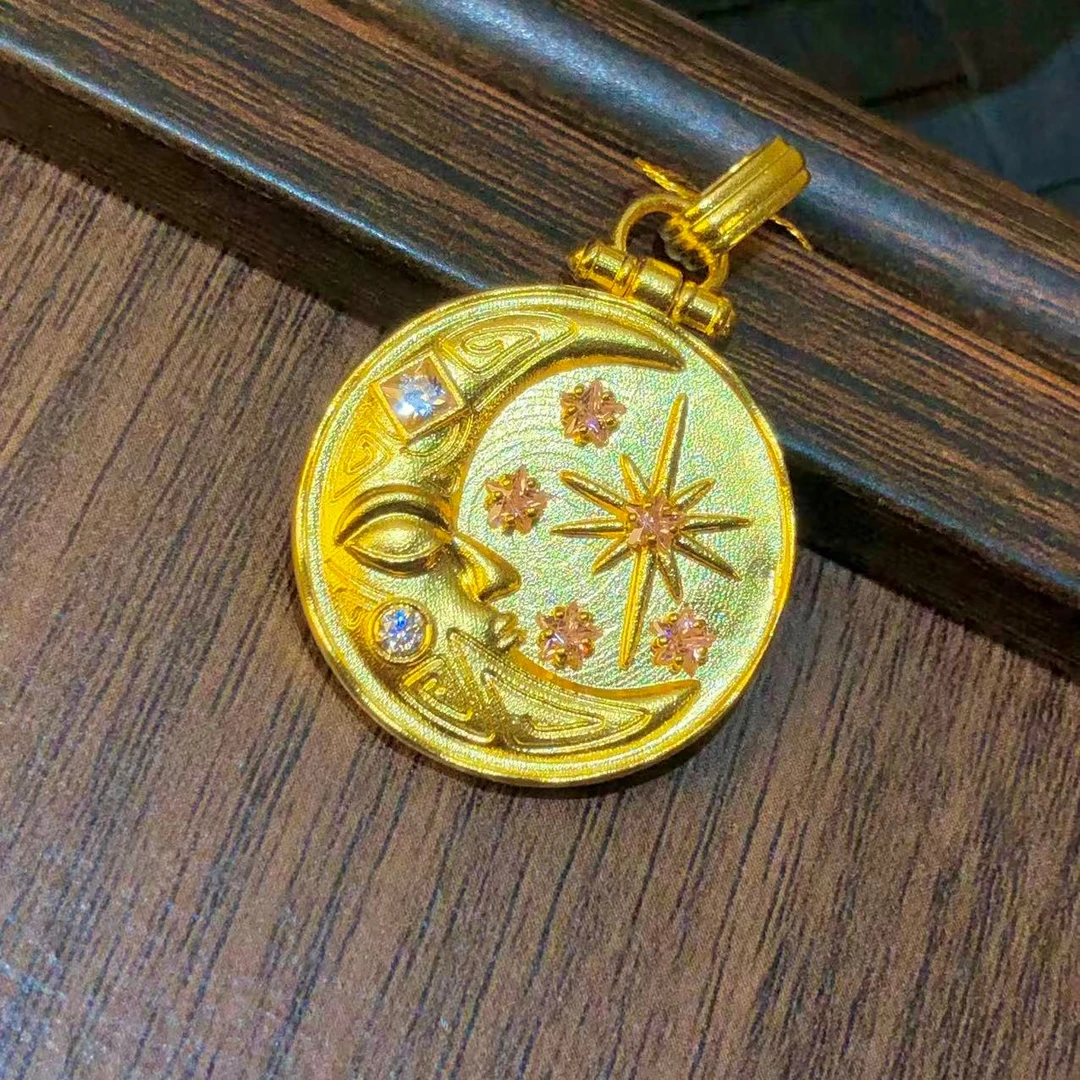 黄金999足金日月星辰点钻镶嵌吊坠