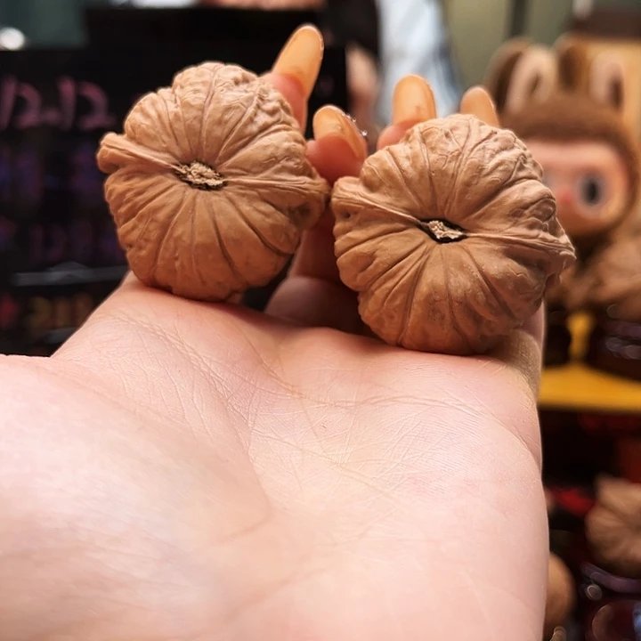 楊***დ文玩核桃吊坠南瓜墩