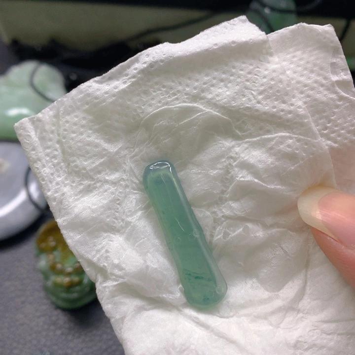 翡翠未镶嵌挂件翡翠