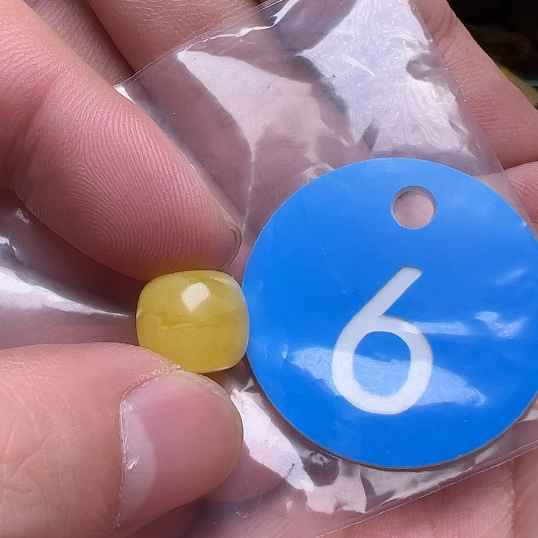 蜜蜡未镶嵌珠宝奇石12.5mm