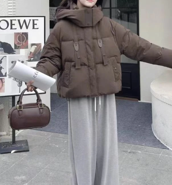 8866-1-DQ咖啡色连帽加厚短款外套