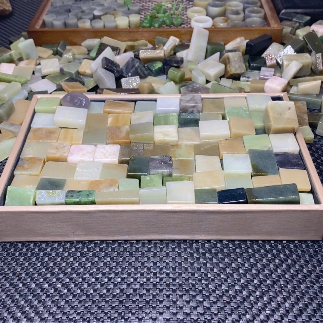 和田玉（糖玉）珠宝半成品未镶嵌