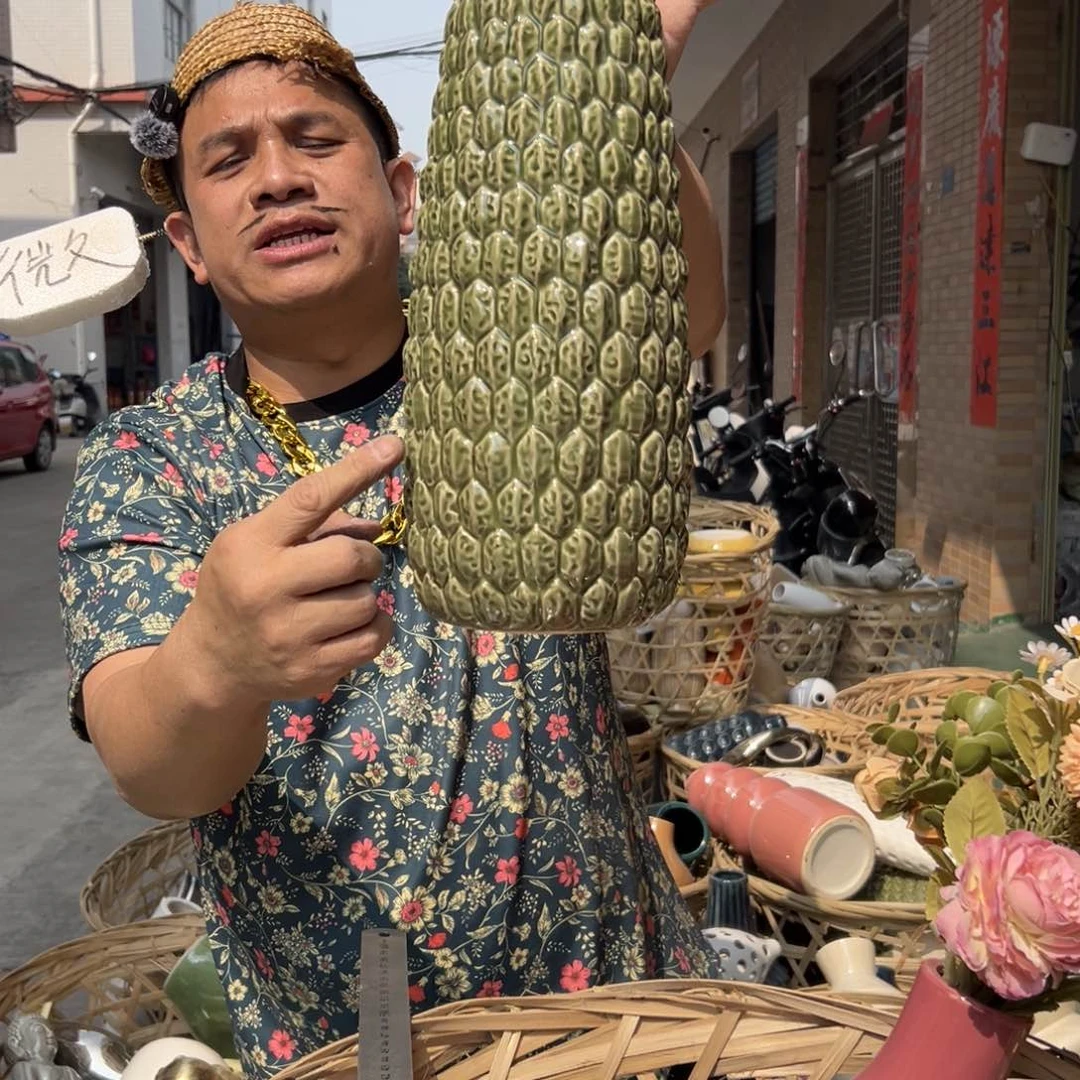 摆件169 号高中低温陶瓷工艺瓶（部分微瑕）