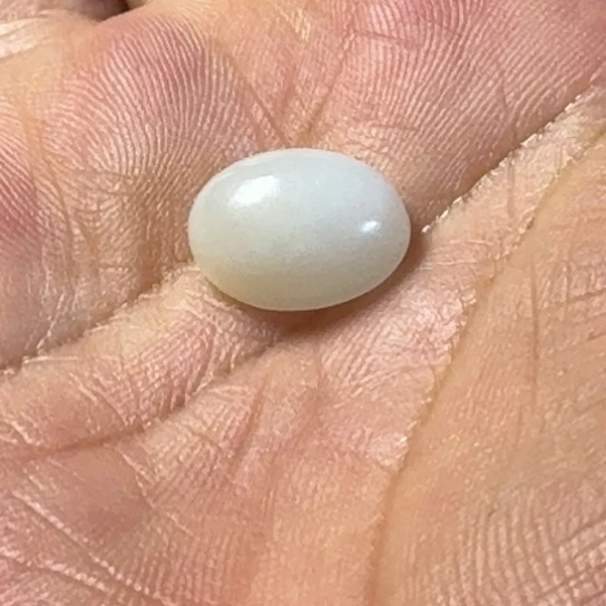 新***y和田玉未镶嵌颈饰
