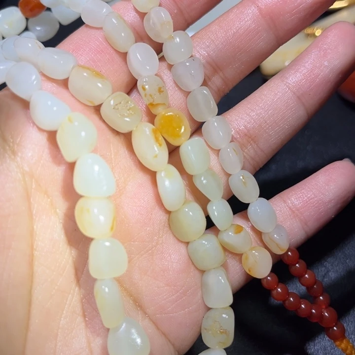 和田玉未镶嵌珠宝奇石