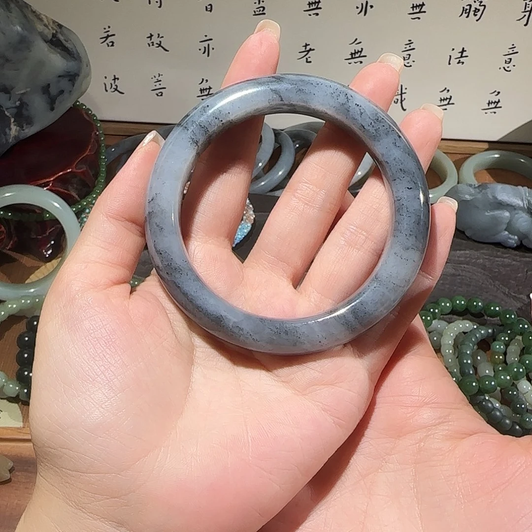 和田玉手镯未镶嵌60+