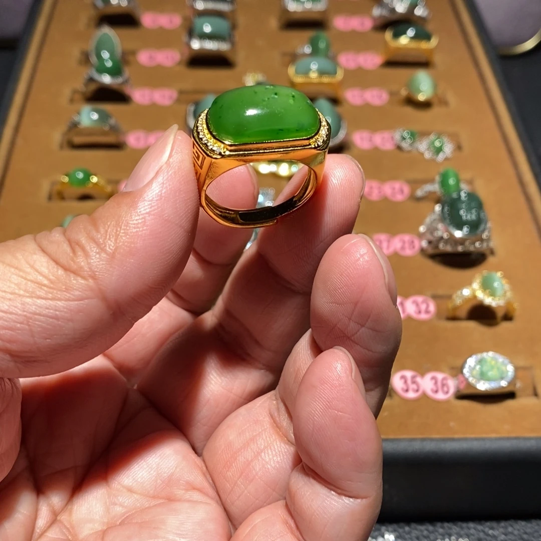 和田玉未镶嵌戒指