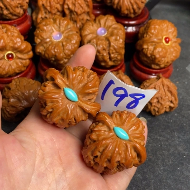 把件文玩核桃37白狮198