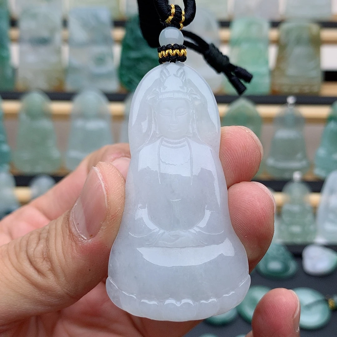 翡翠未镶嵌颈饰素衣观音