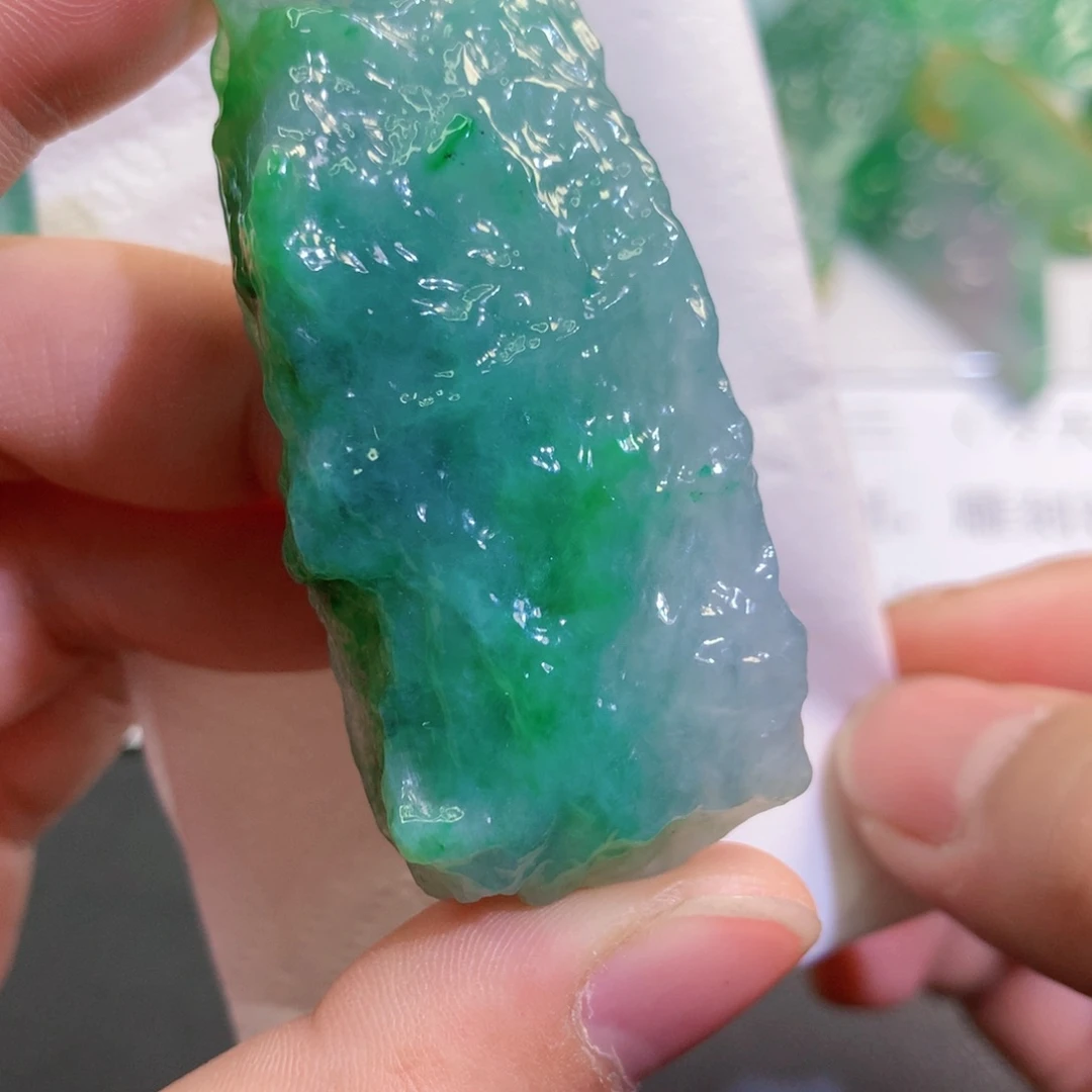 【闪购商品】翡翠吊坠(不含链)未镶嵌