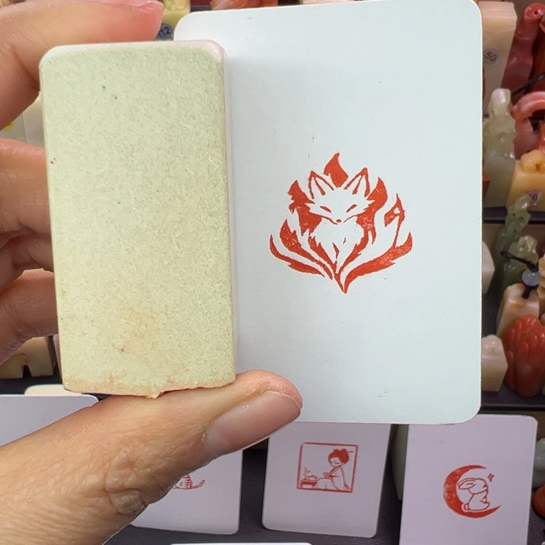 寿山石印石白狐2.5