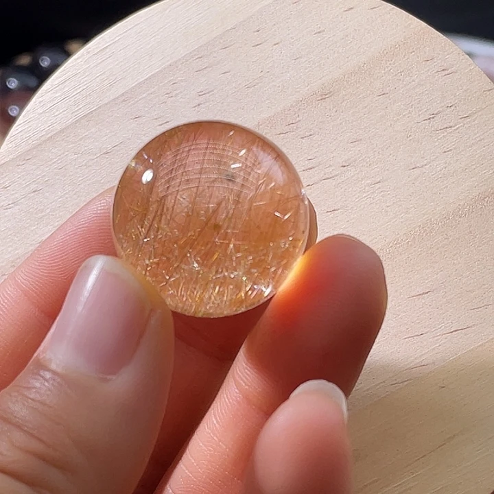 柒***未镶嵌水晶珠宝半成品