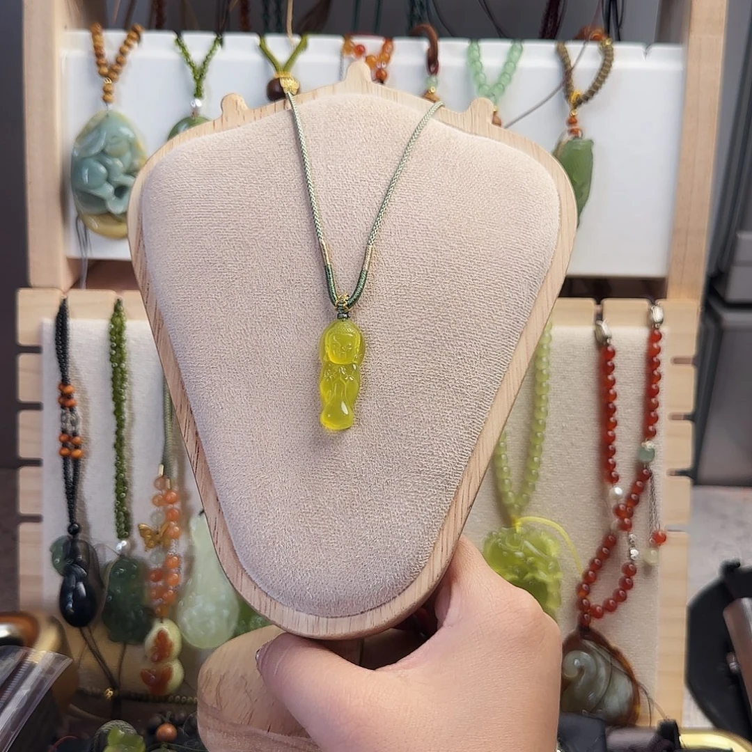 小***y蛇纹石玉合金颈饰