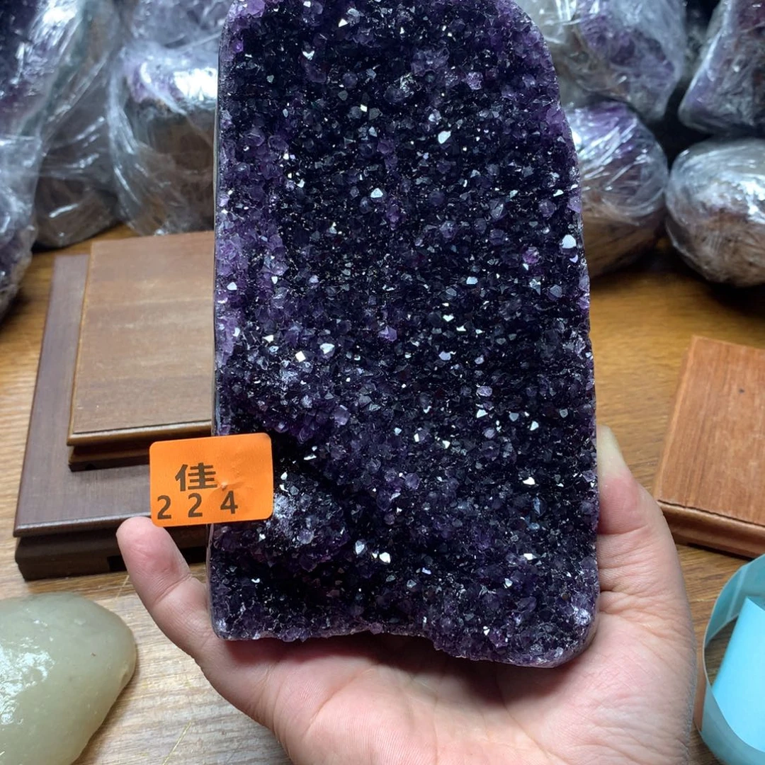 水晶大型摆件（非配饰）未镶嵌