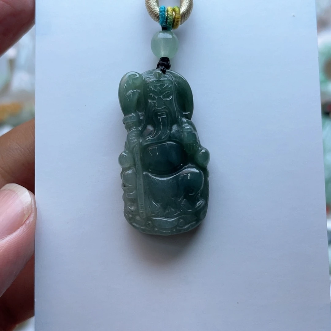 【闪购商品】颈饰未镶嵌翡翠关公