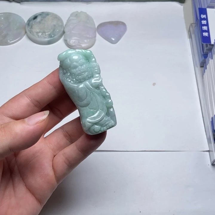 翡翠未镶嵌颈饰达摩9