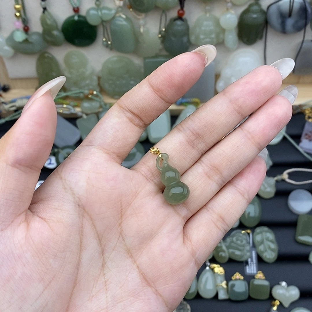 和田玉18K金镶嵌吊坠(不含链)